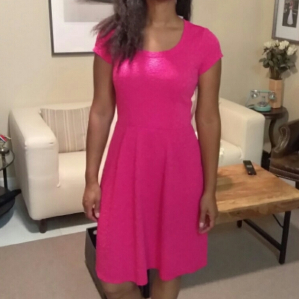 Signature by Robbie Bee Pink Textured Top